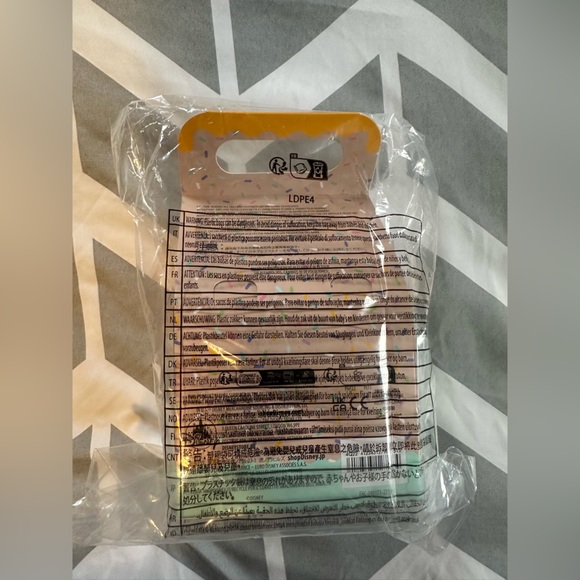 Disney Munchlings Mystery Scented Plush–Baked Treats–Micro 4 3/4'' (NWT) Sealed - Picture 7 of 8